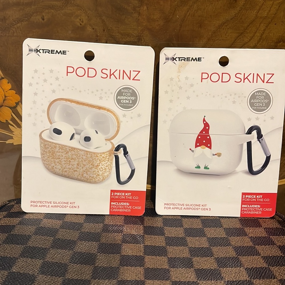 (2) XTREME POD SKINZ PROTECTIVE SILICONE KIT FOR APPLE AIRPODS GEN 3